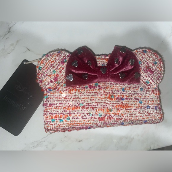 Loungefly Handbags - Loungefly NWT Minnie Mouse Bouclé Wallet with Velvet Bow